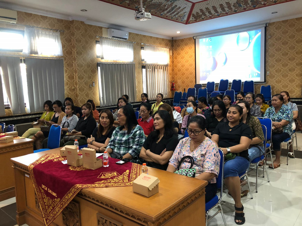 Kegiatan Sosialisasi AP.IBM Tri Guna Jaya Dalung Tentang P4GN Kepada Tim Penggerak PKK di Desa Dalung